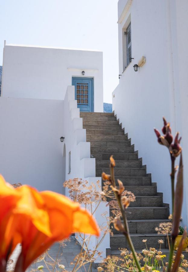 Peris Rooms Kamares  Bagian luar foto