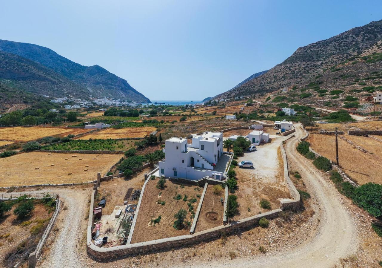 Peris Rooms Kamares  Bagian luar foto