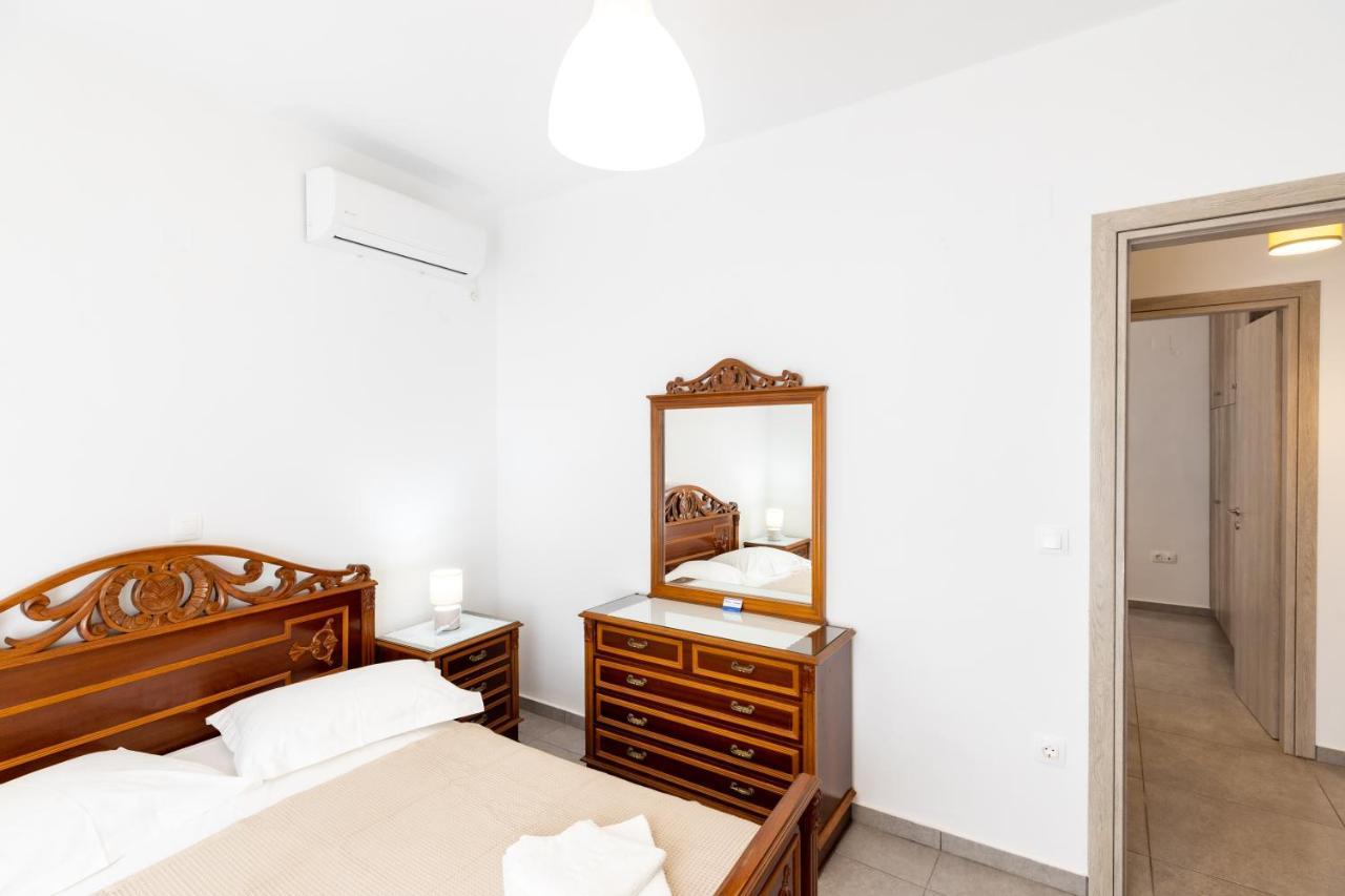 Peris Rooms Kamares  Bagian luar foto