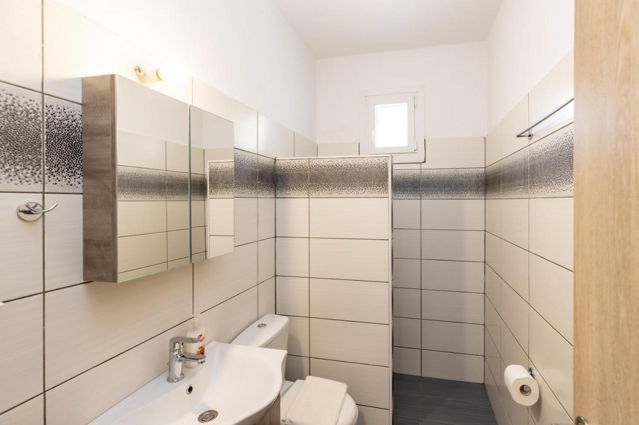 Peris Rooms Kamares  Bagian luar foto