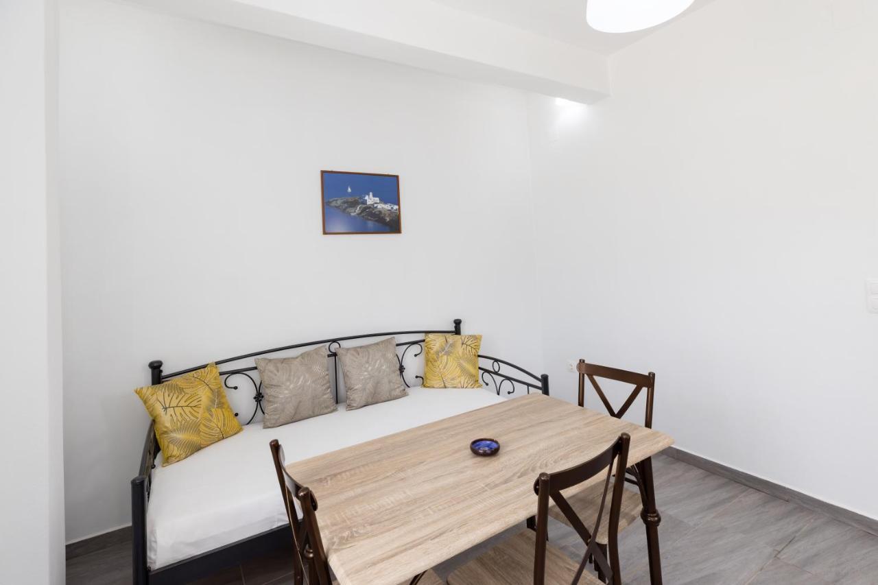 Peris Rooms Kamares  Bagian luar foto