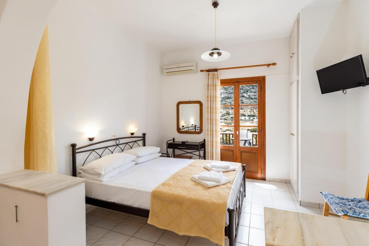 Peris Rooms Kamares  Bagian luar foto