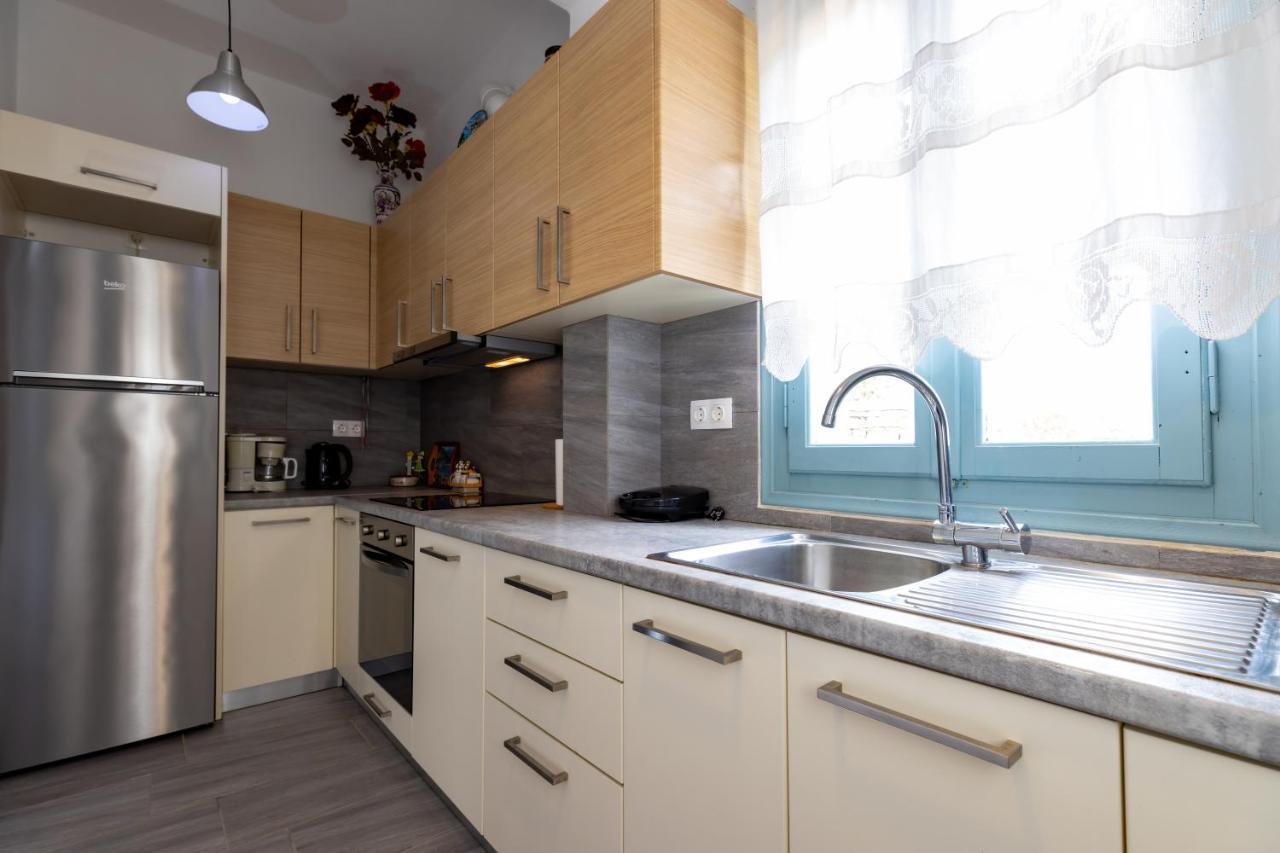 Peris Rooms Kamares  Bagian luar foto