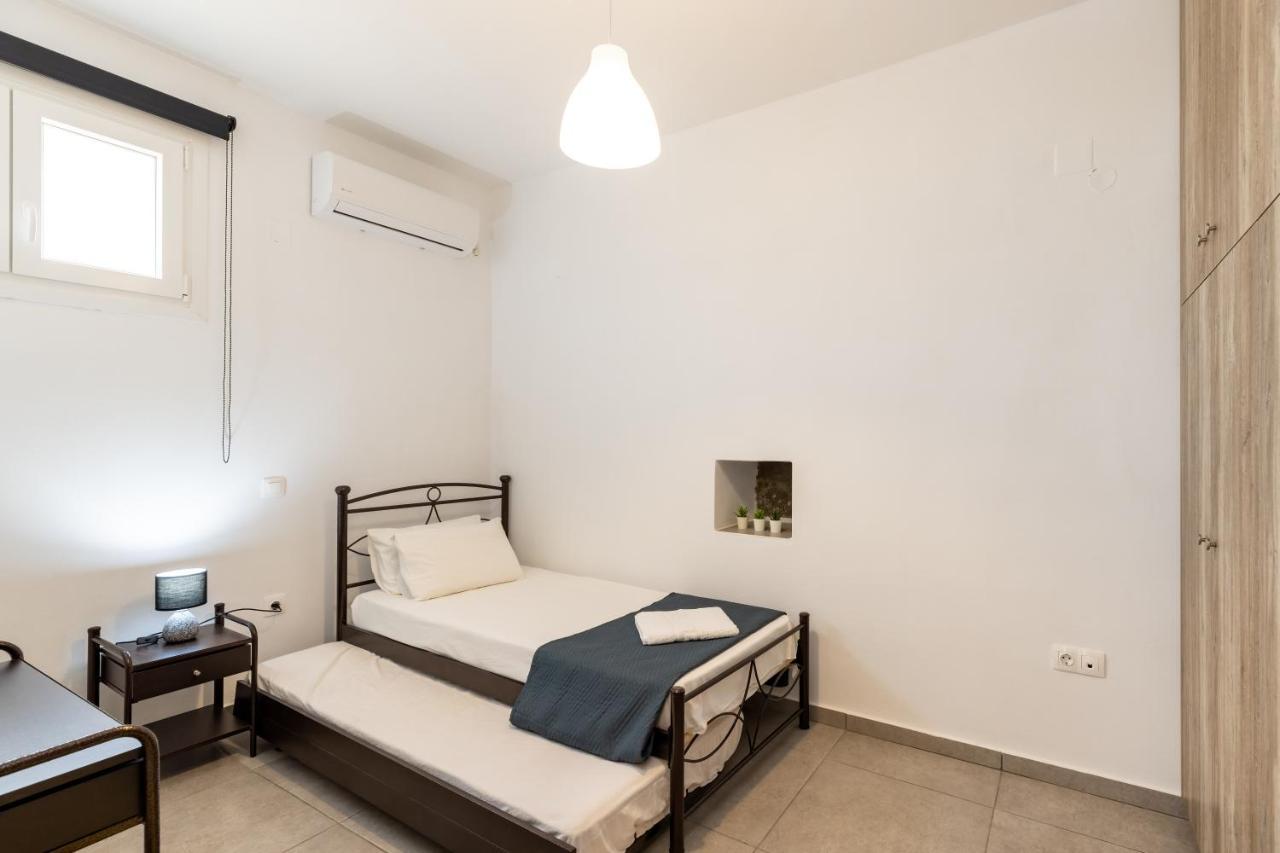 Peris Rooms Kamares  Bagian luar foto