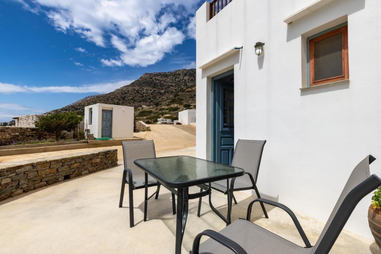 Peris Rooms Kamares  Bagian luar foto